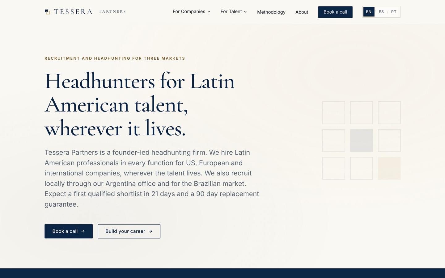 Portada del sitio de Tessera Partners en computadora, con el titular sobre headhunting de talento latinoamericano